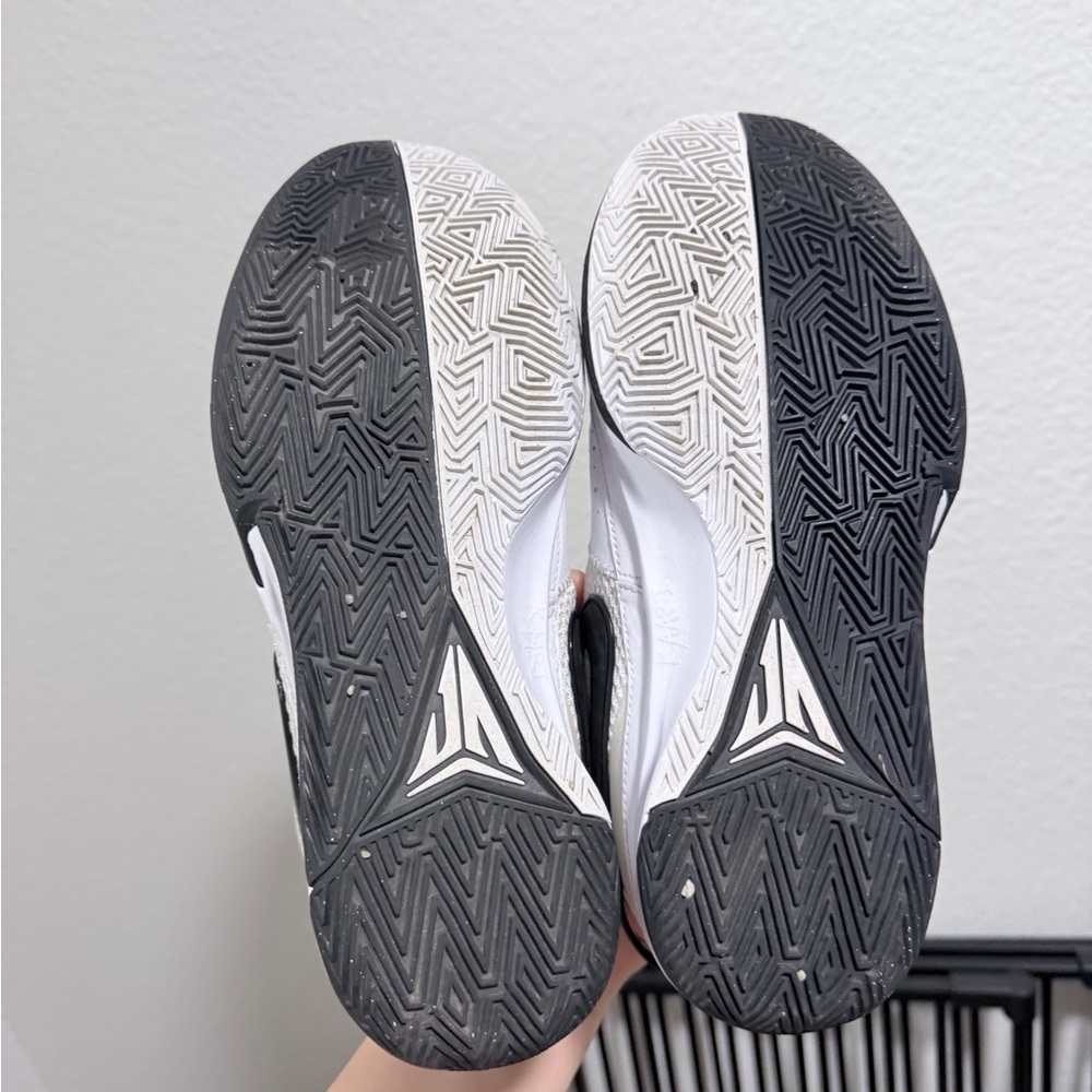 Nike White and Black ja morant - Picture 9 of 9